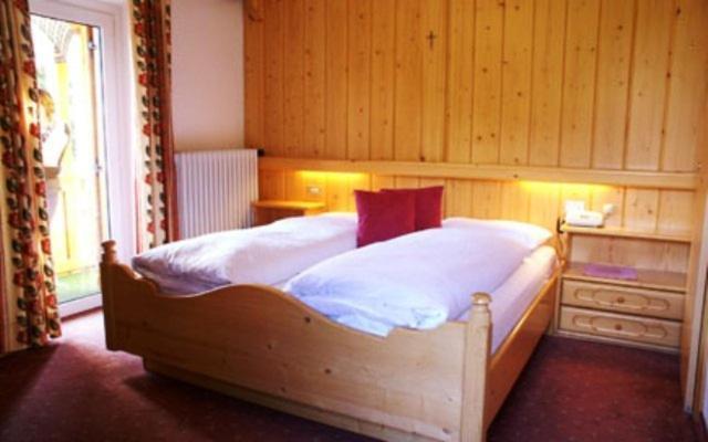 Garni Jasmin Hotell San Cassiano  Rum bild